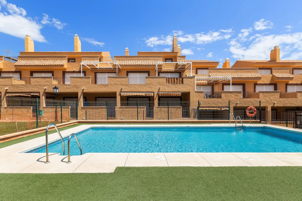 6876dc1e-f709-4af8-adcf-75a333e1c0c7