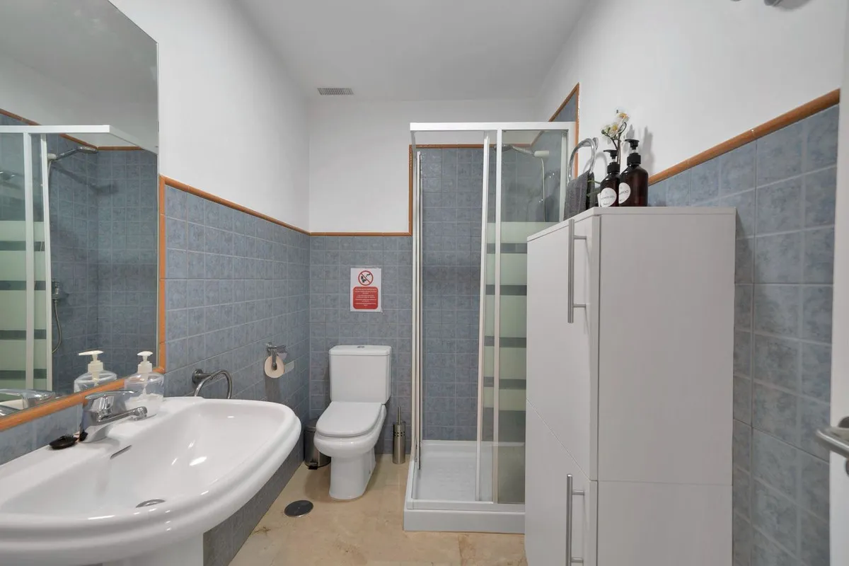 a80ef735-361c-454e-8e12-7595302cbe68