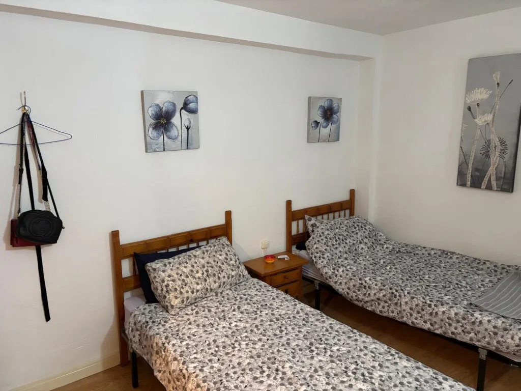 4901818c-6a03-472c-8134-6f51234e2200