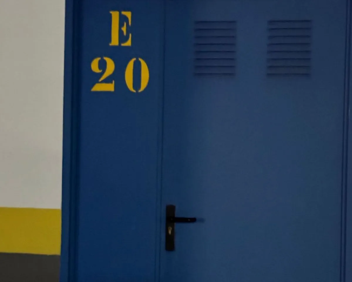 ba9f1ff4-924c-42b4-b897-454201da9085