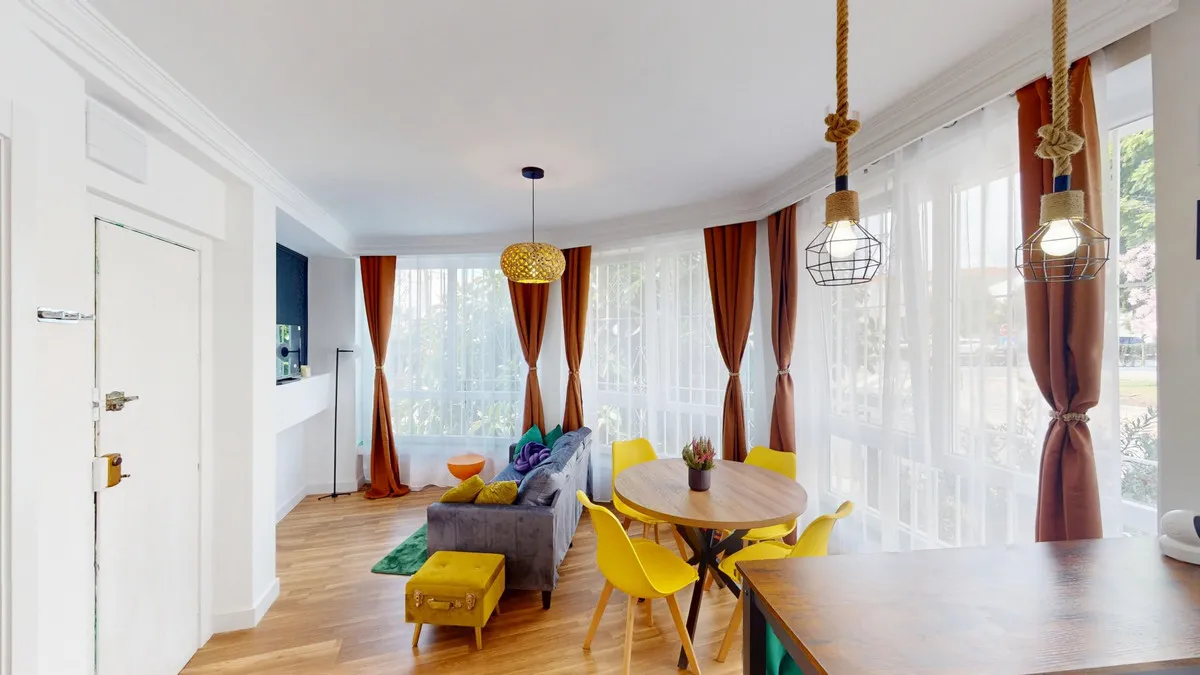 2c329ee7-ca8a-4950-bb7c-2004e7e2d6fe