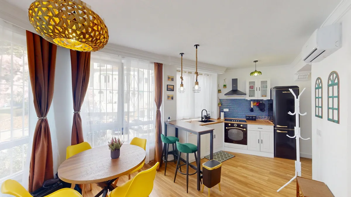 61cad275-557f-4852-b421-b6f3f8e8a015