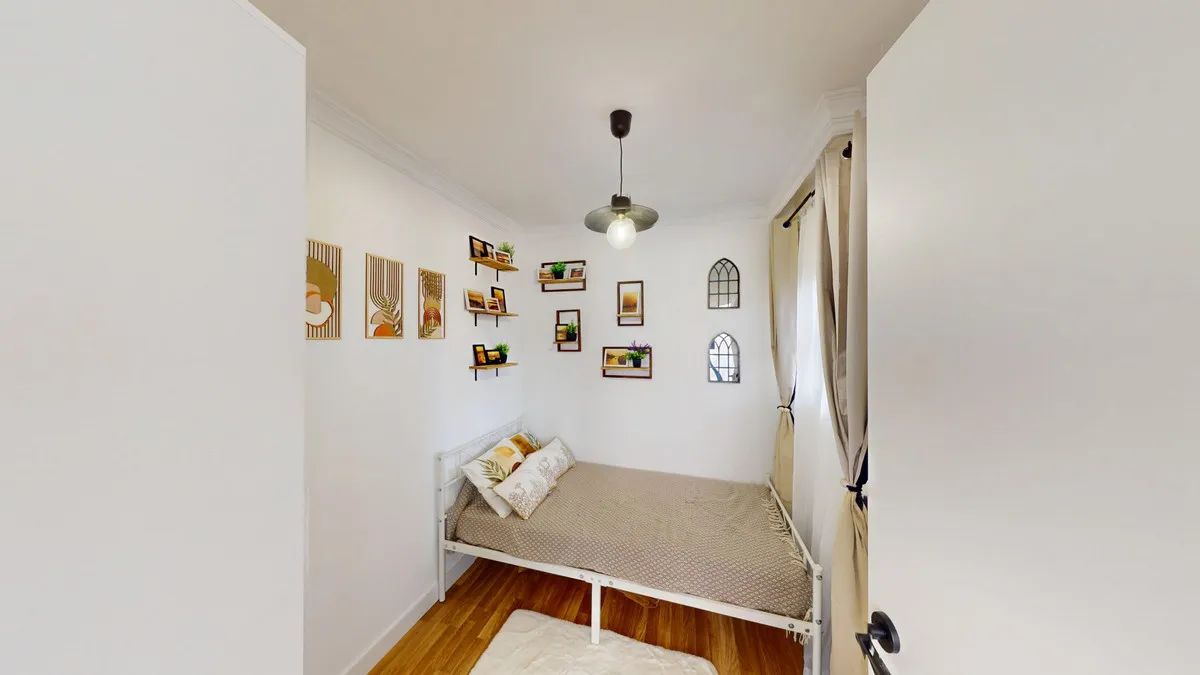 a7038e71-0d97-48db-bc1b-04bad2fa65a6