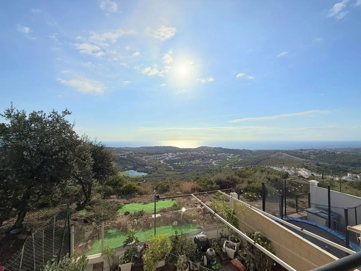 14895054-533d-450e-a2d2-f9284c899250