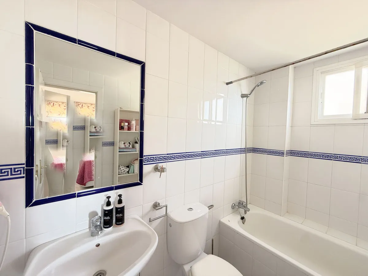 7072365e-2eca-4d9b-a021-c1ff973e0bc7