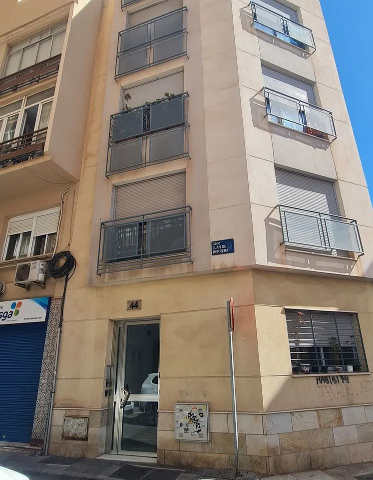 56e5bff2-dcdc-4582-b8d3-b5b88b7bd6b5