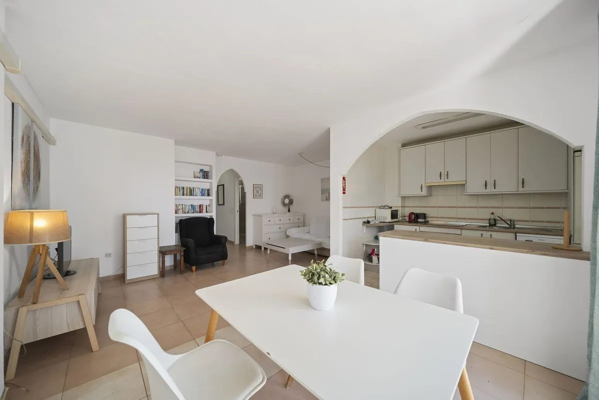 9c78e035-d954-48b9-8178-0b0f206588f1