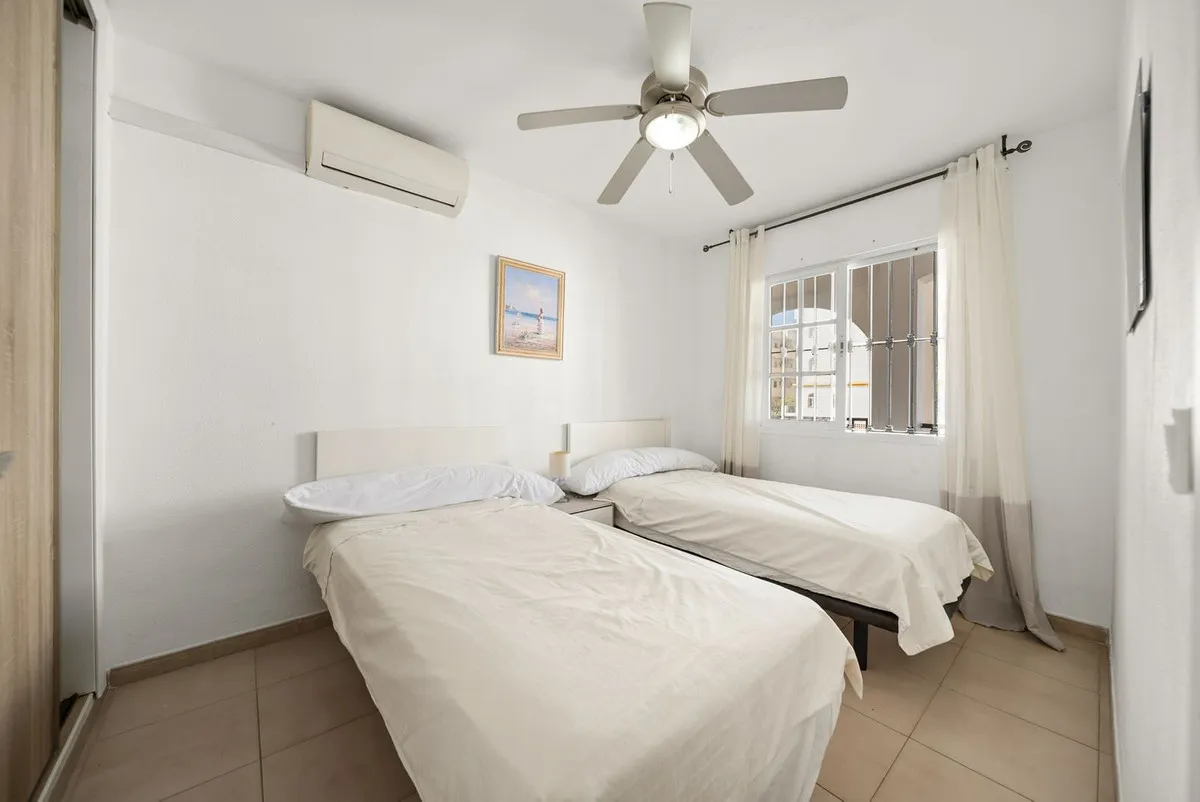 d03260a6-0206-4eaa-a8de-5ab3cb666426