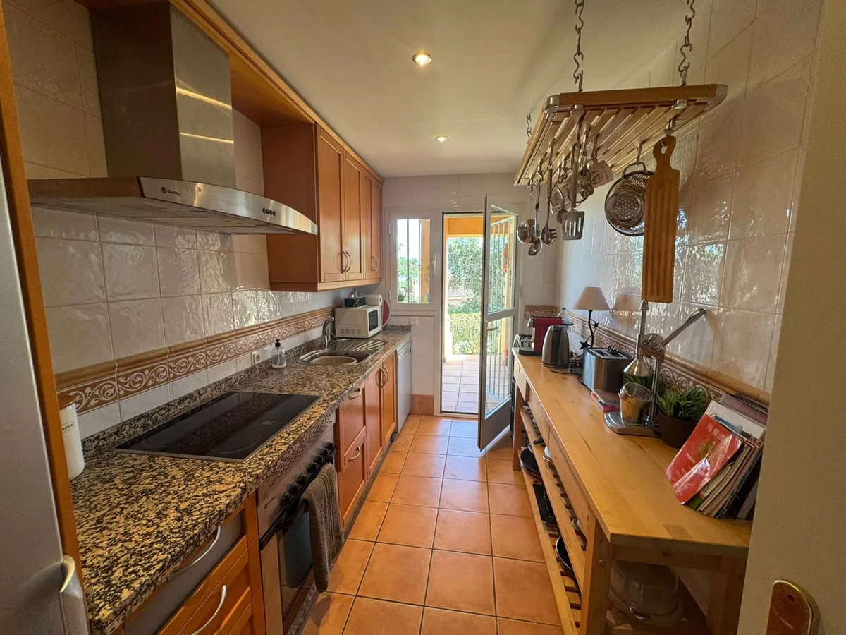 0e5afc77-a371-4cad-b3cc-babbdcd2637e