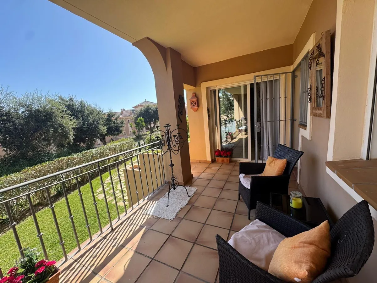 5c148ec0-d1d1-476c-a6e9-9142756f93ea