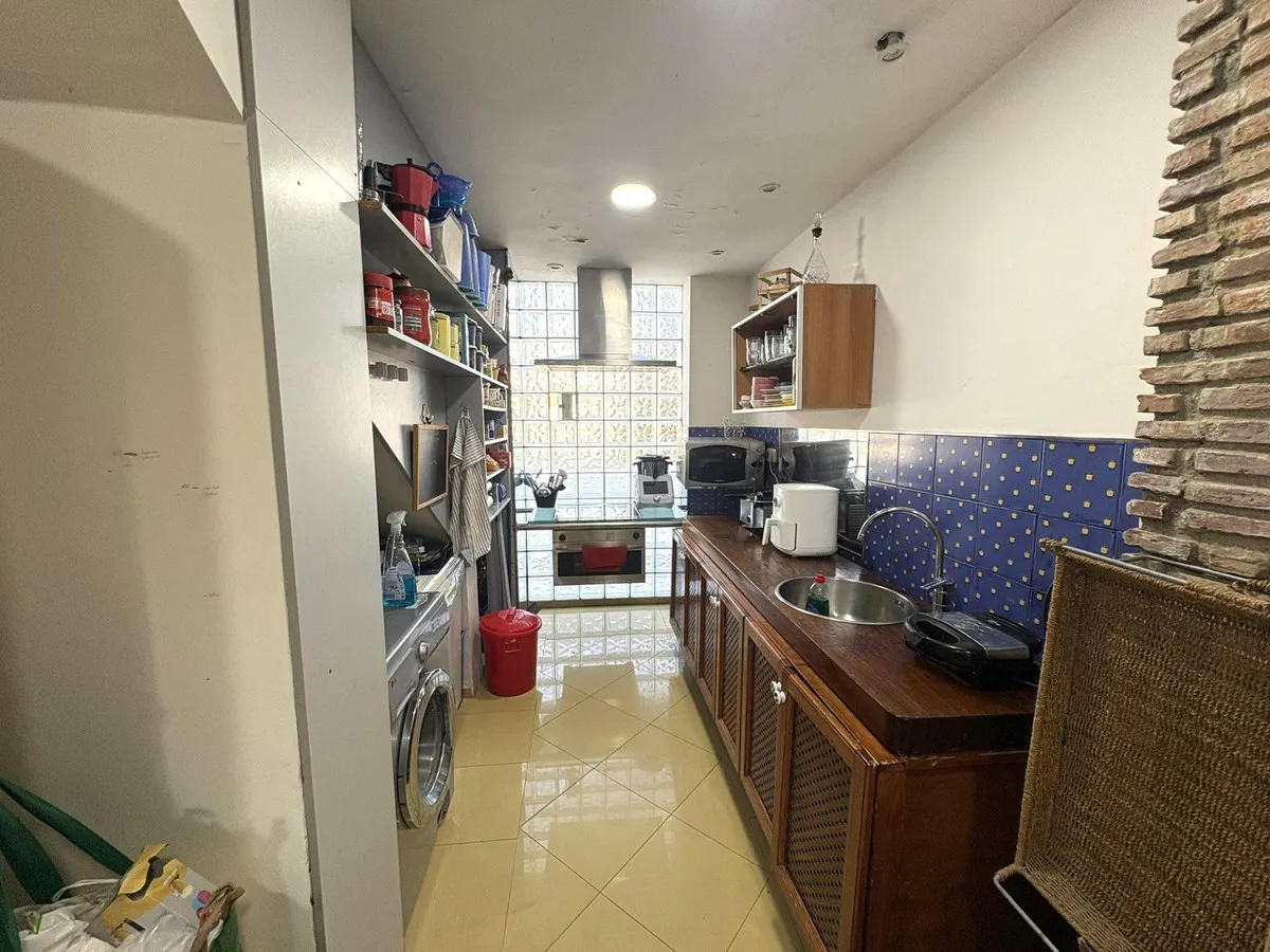 1b3f8220-f5e0-434f-b05e-a775068dd58d