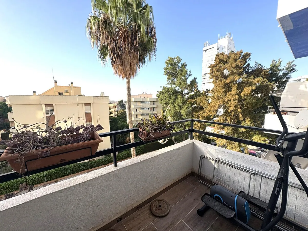 cfd5b395-fdff-4e1b-8a6c-961fb6cac872