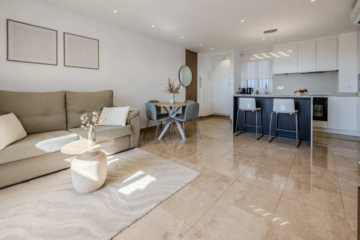 6074c3e1-bbcf-42d1-8985-5ead44ac7d90