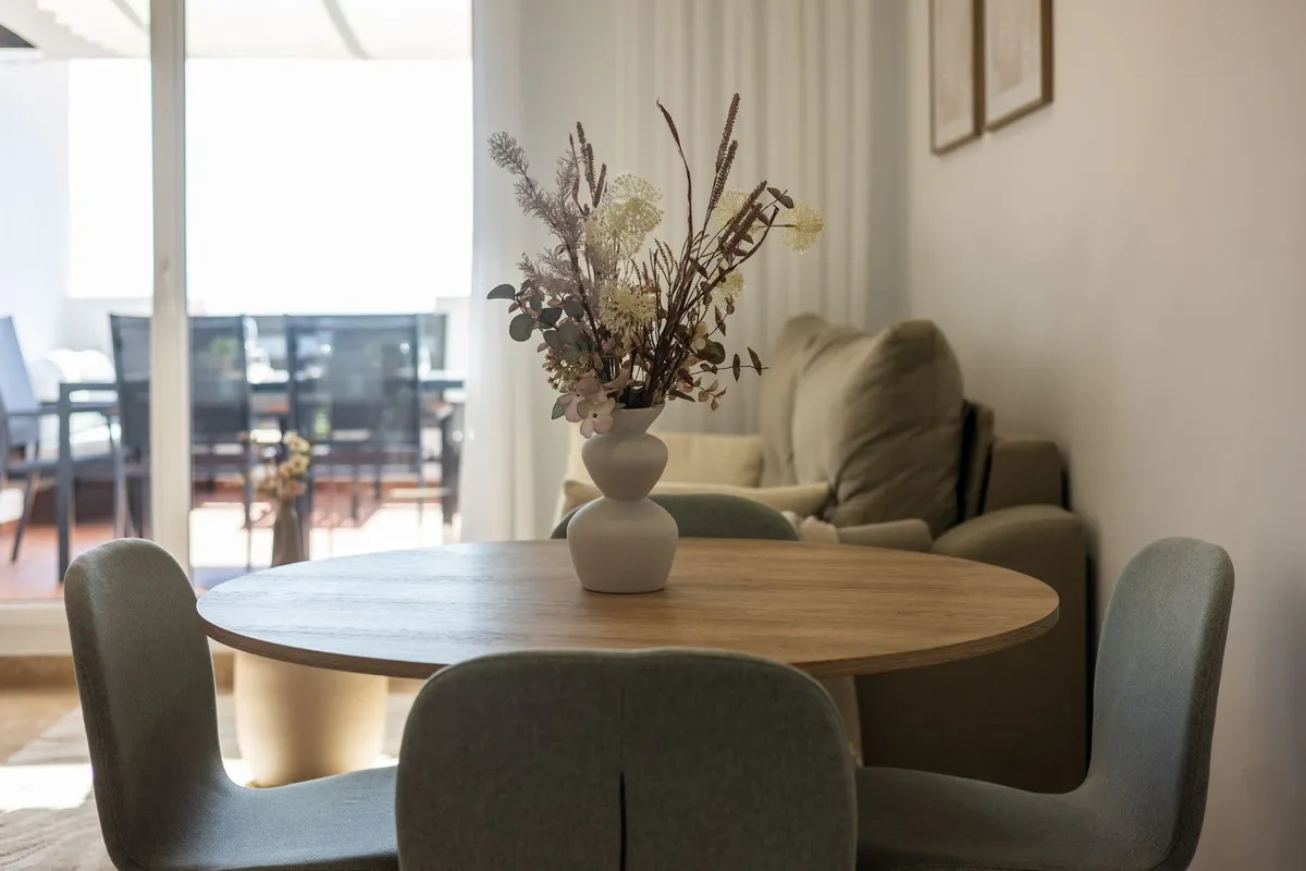 64b865b0-4541-47b1-9311-34e452103c26