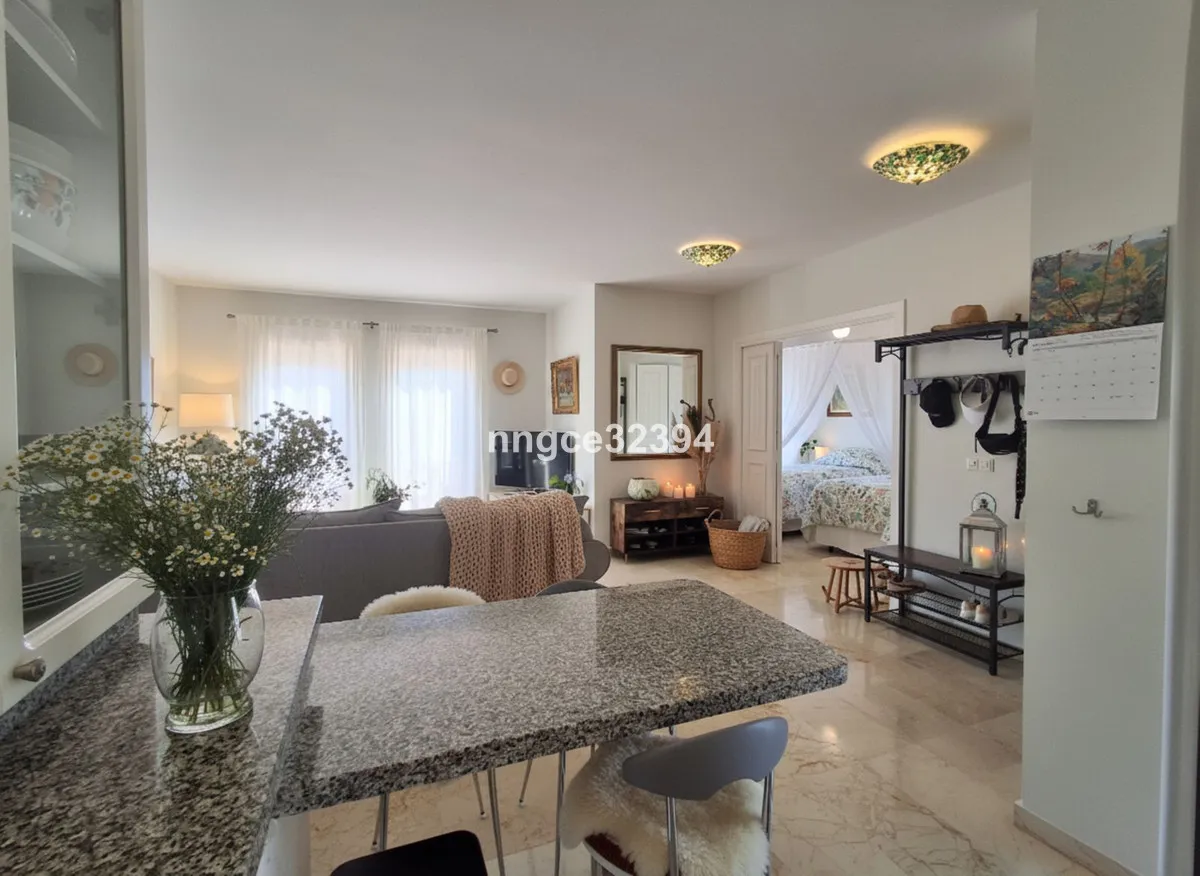 54127758-e6c2-4d7b-8a9c-56c1f79bebfd