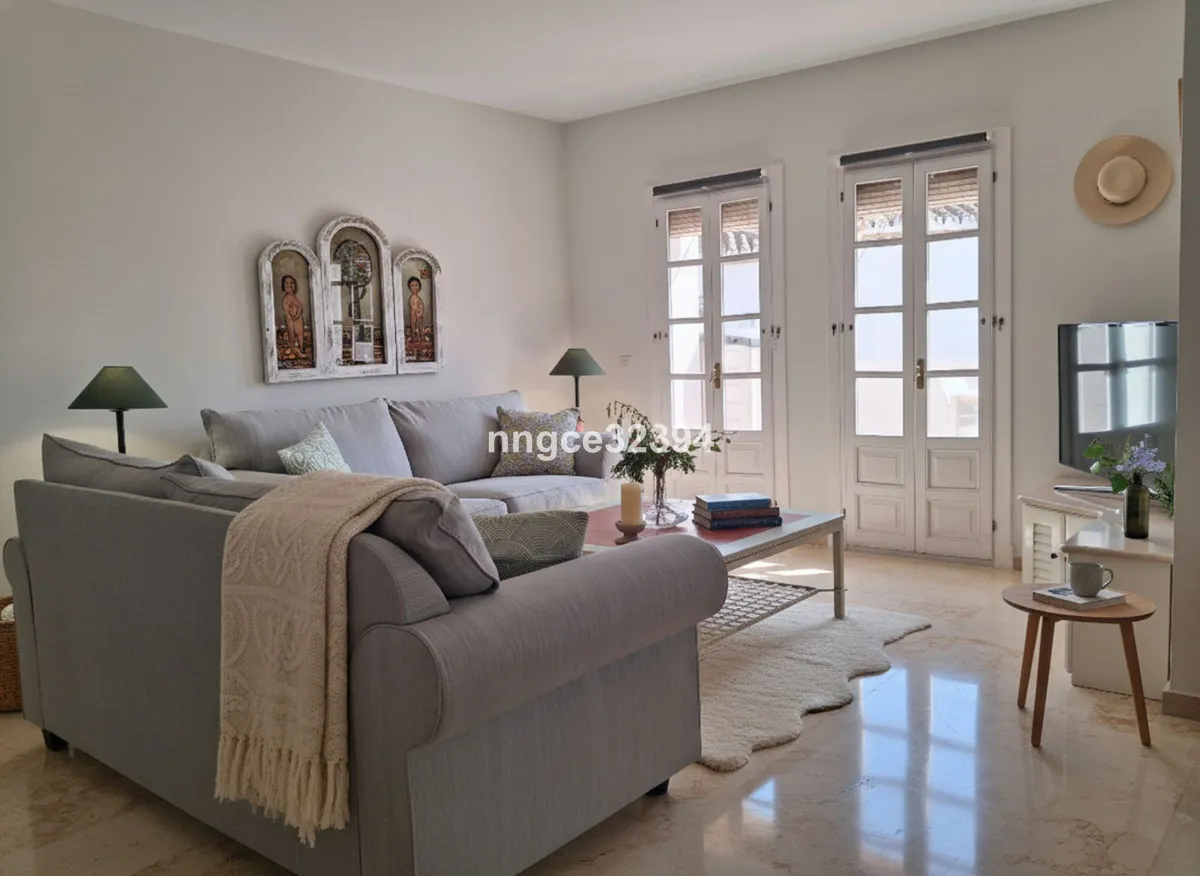 e44b5322-fb10-493a-a907-d60e2384a8d5