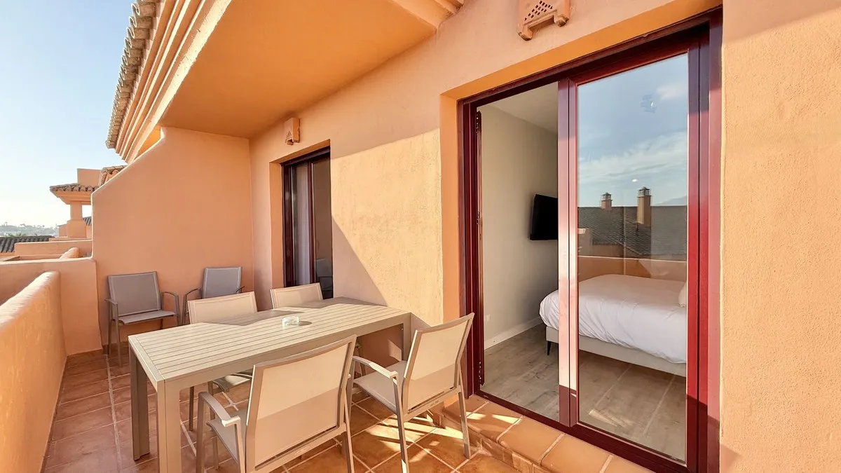 5e706d7e-d04b-4896-813f-ca0e9b42d48a