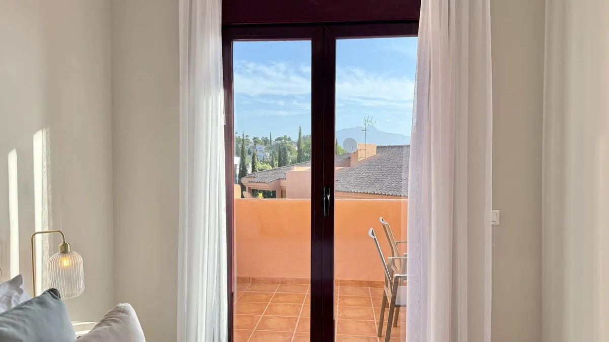 6d8aa592-ecfc-4998-a55f-8d5882327395