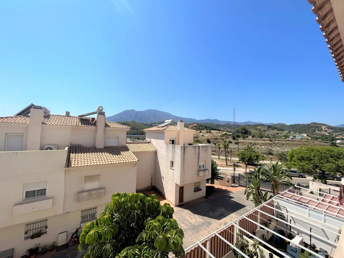 697a1c85-ea35-45f5-b83b-602e6ca6f1c8