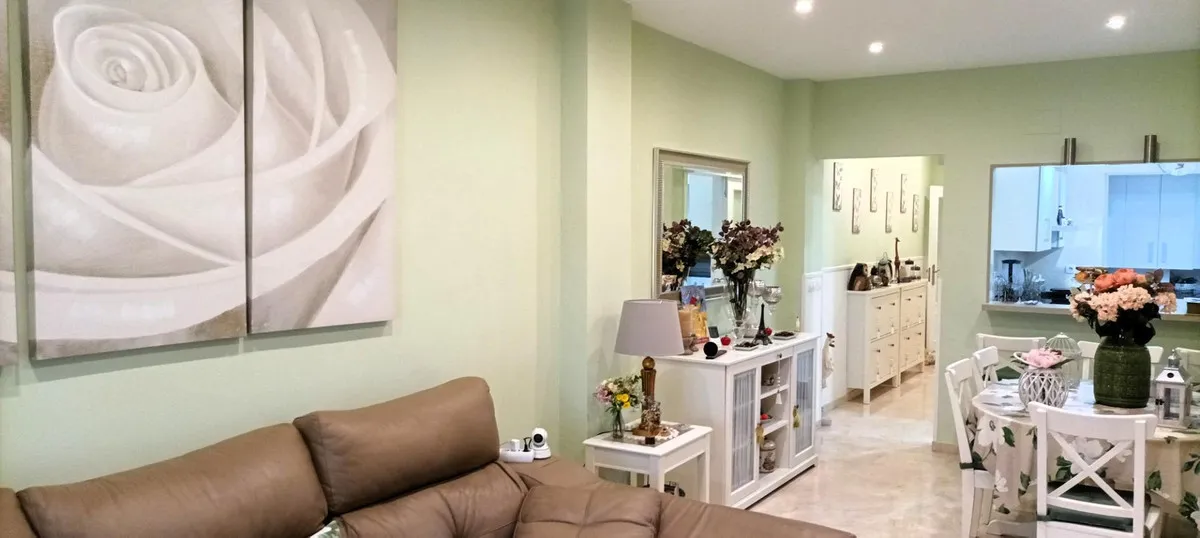 a933e7ee-10e0-4e30-9b8e-1ae9c7e6b543