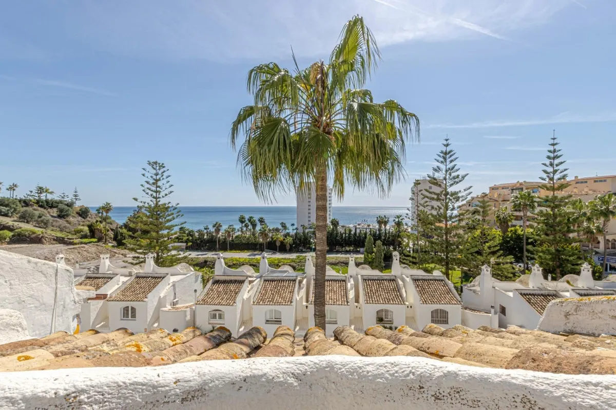 6d7ad22f-869c-4251-a2a3-f44eb749d21a