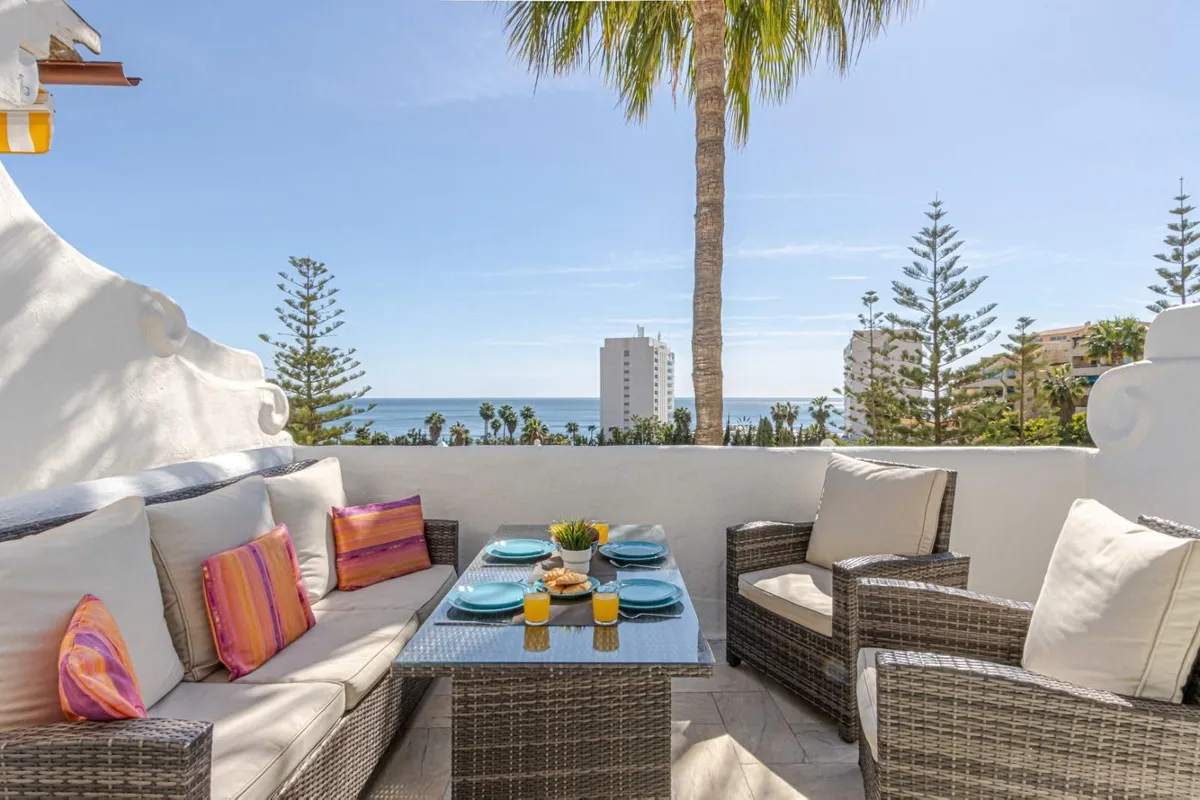 8710dae4-419b-4d70-bd90-f1d0b3f1e757