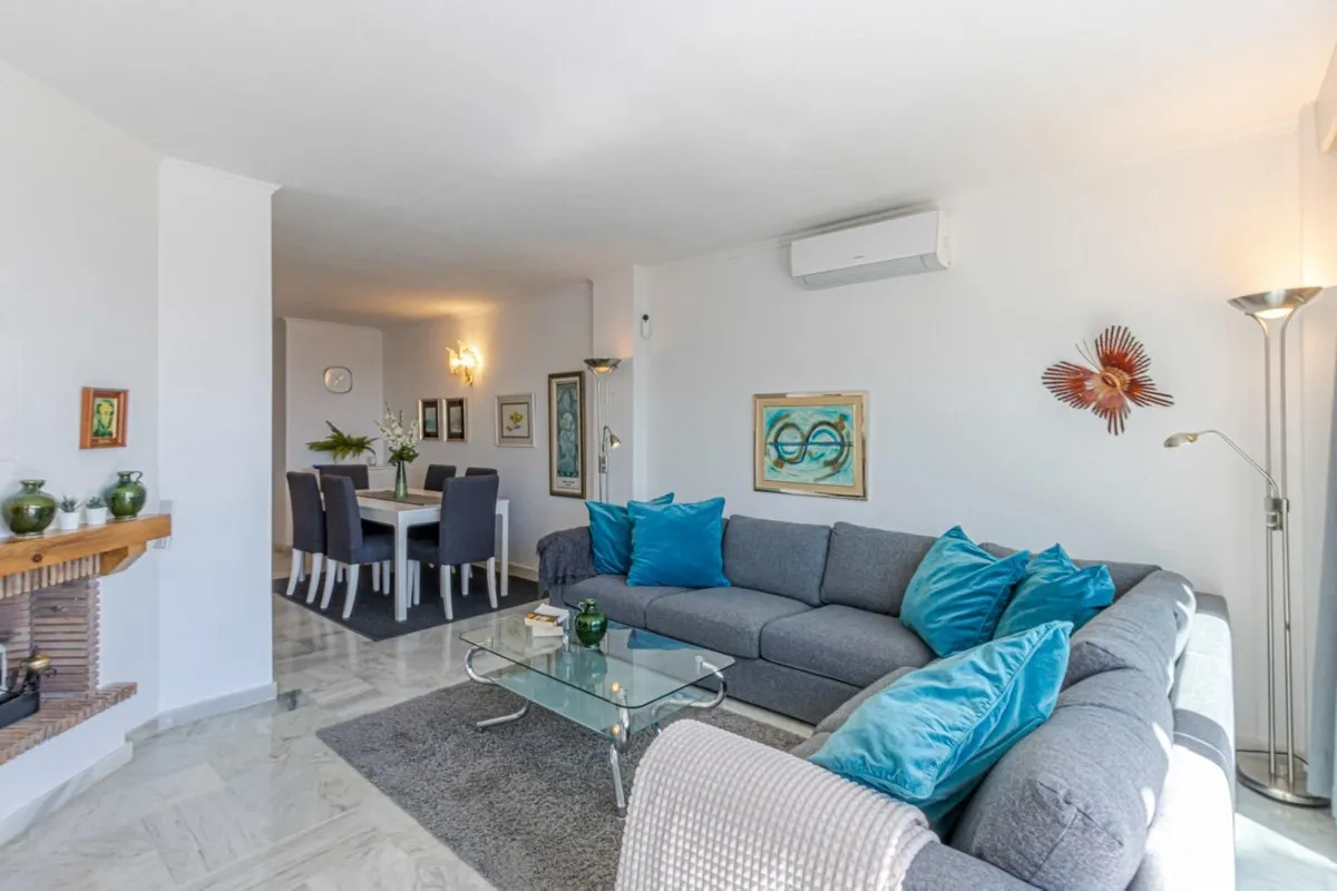 9364af8e-ac02-465c-8535-3da083ad3e8a