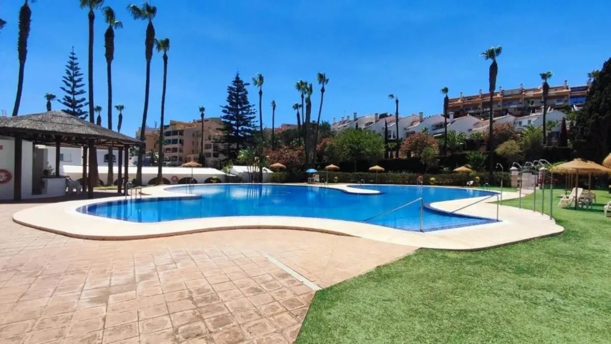 aa4223ea-fcd5-44e1-aa2f-c930082d4929