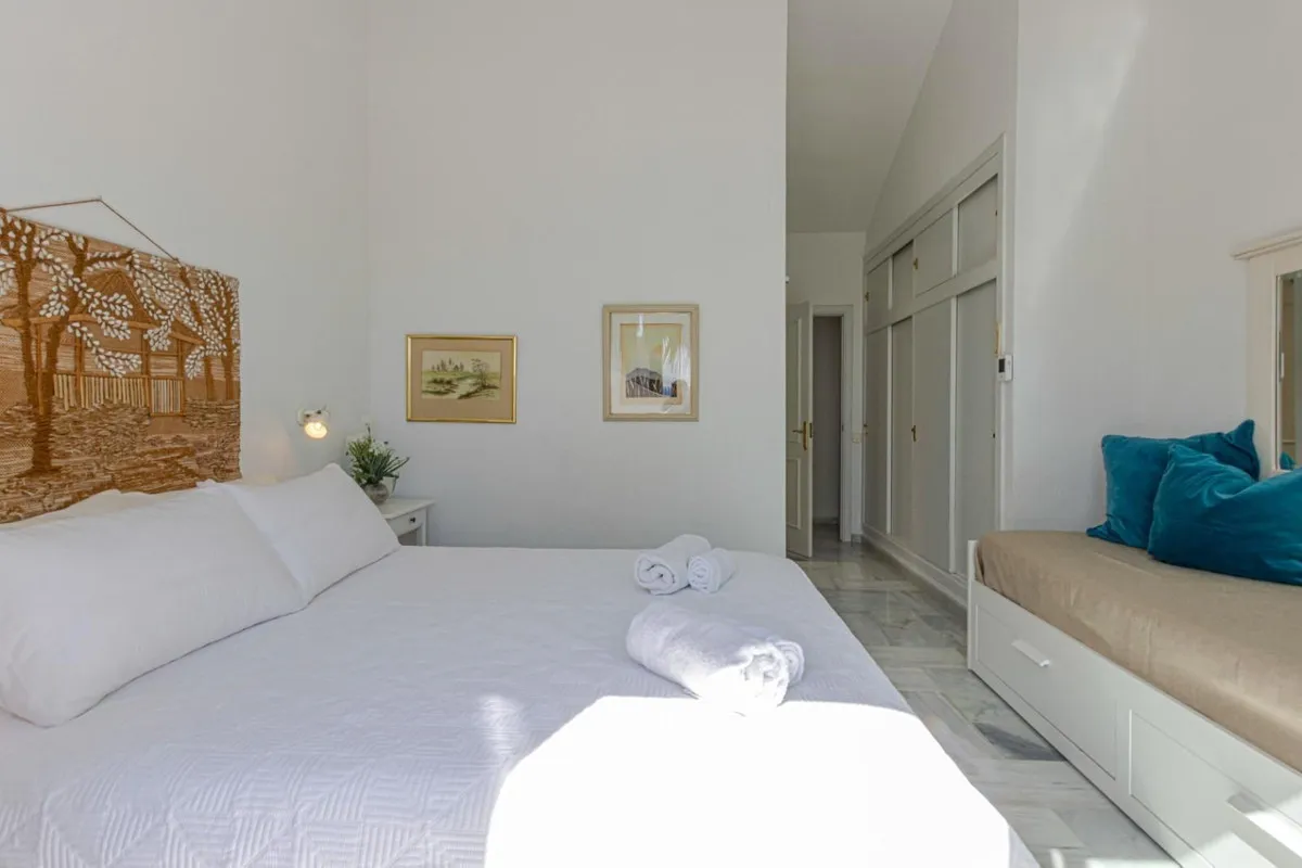 e50f50fa-58a9-4169-b090-bd883a5473fb