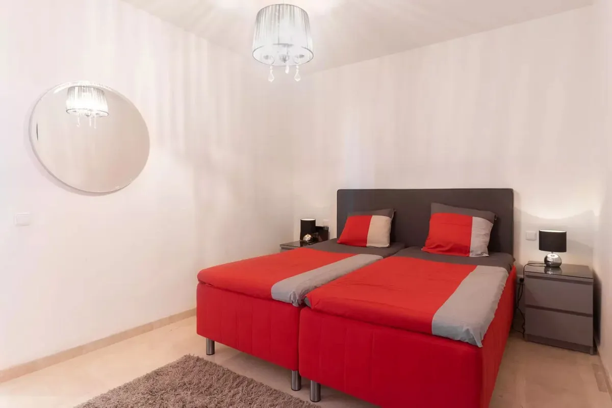 94e4ef75-45bc-4c37-a0ee-04c047e5b606