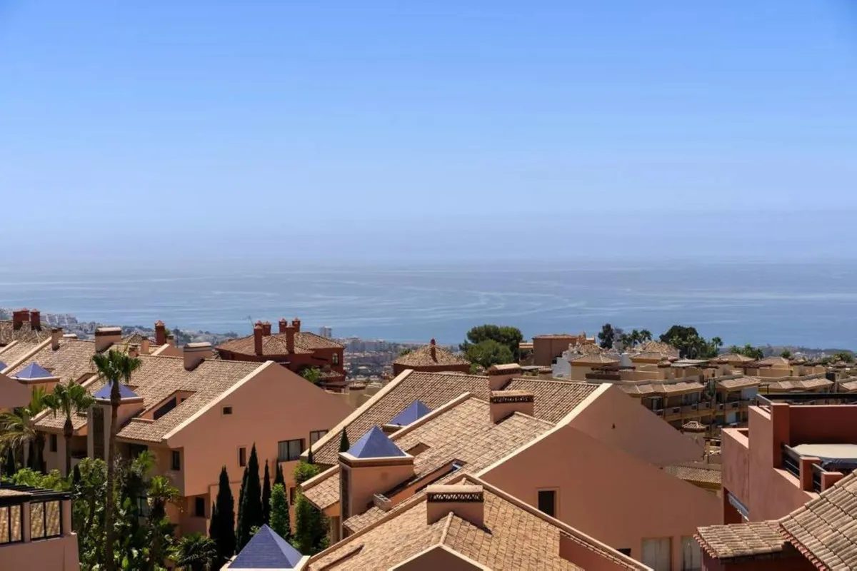 f269ed24-6f4b-4895-9491-a78f5121c526