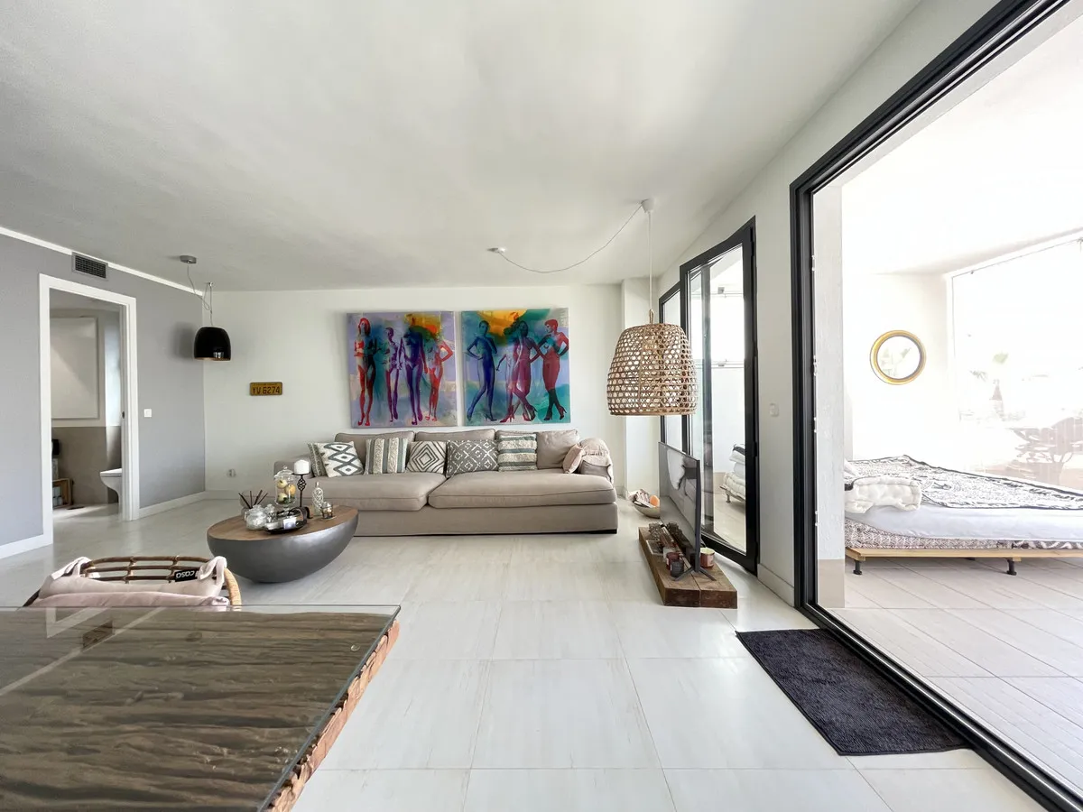 2b05a041-ae7c-4ded-8755-3bcf7f93b8d8