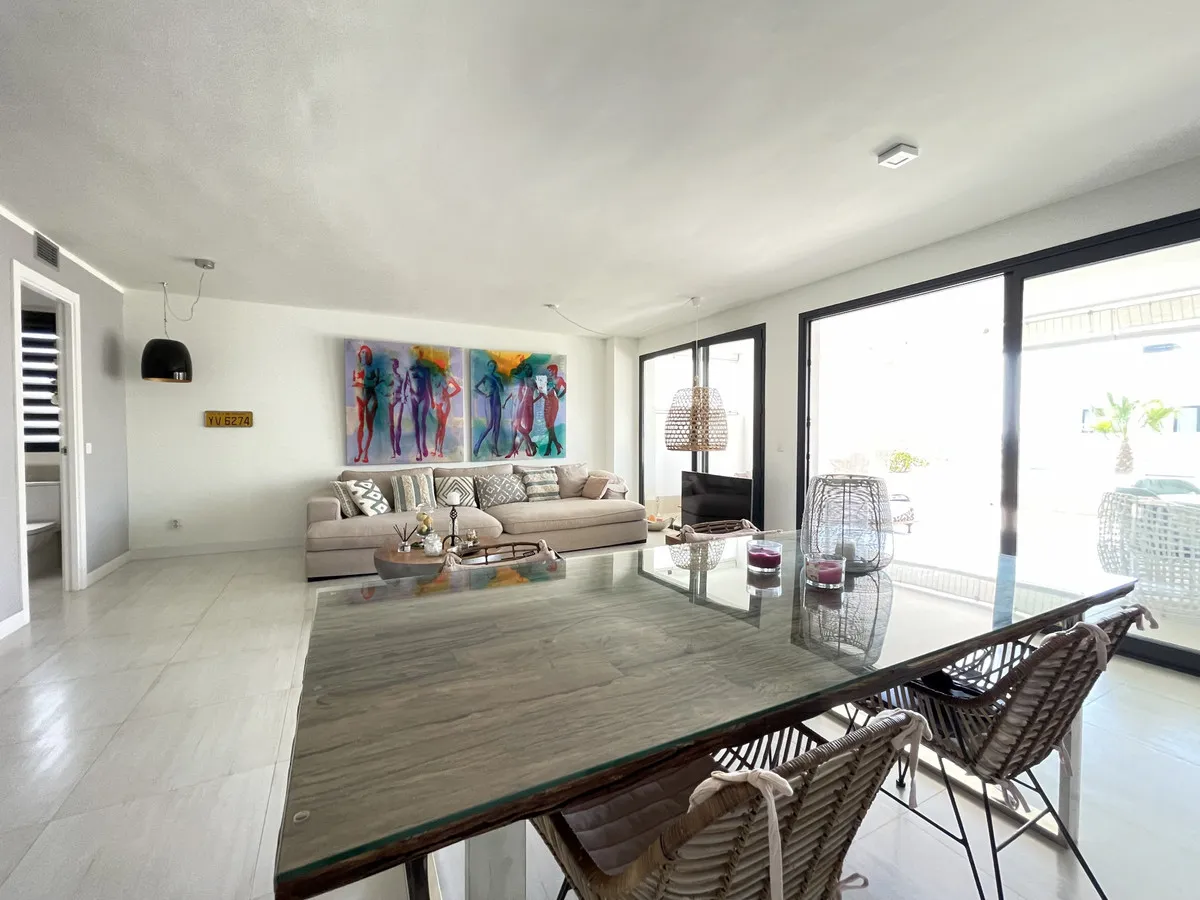 33f8e7b0-a085-445d-9dd4-18ea4cb84124