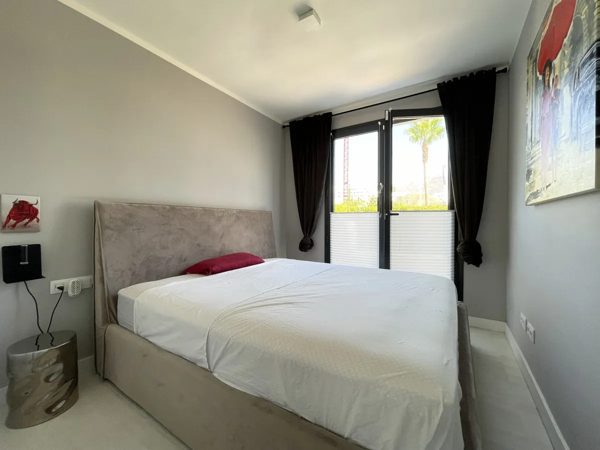 382fe46d-931f-4140-9fe9-579ac2969b22