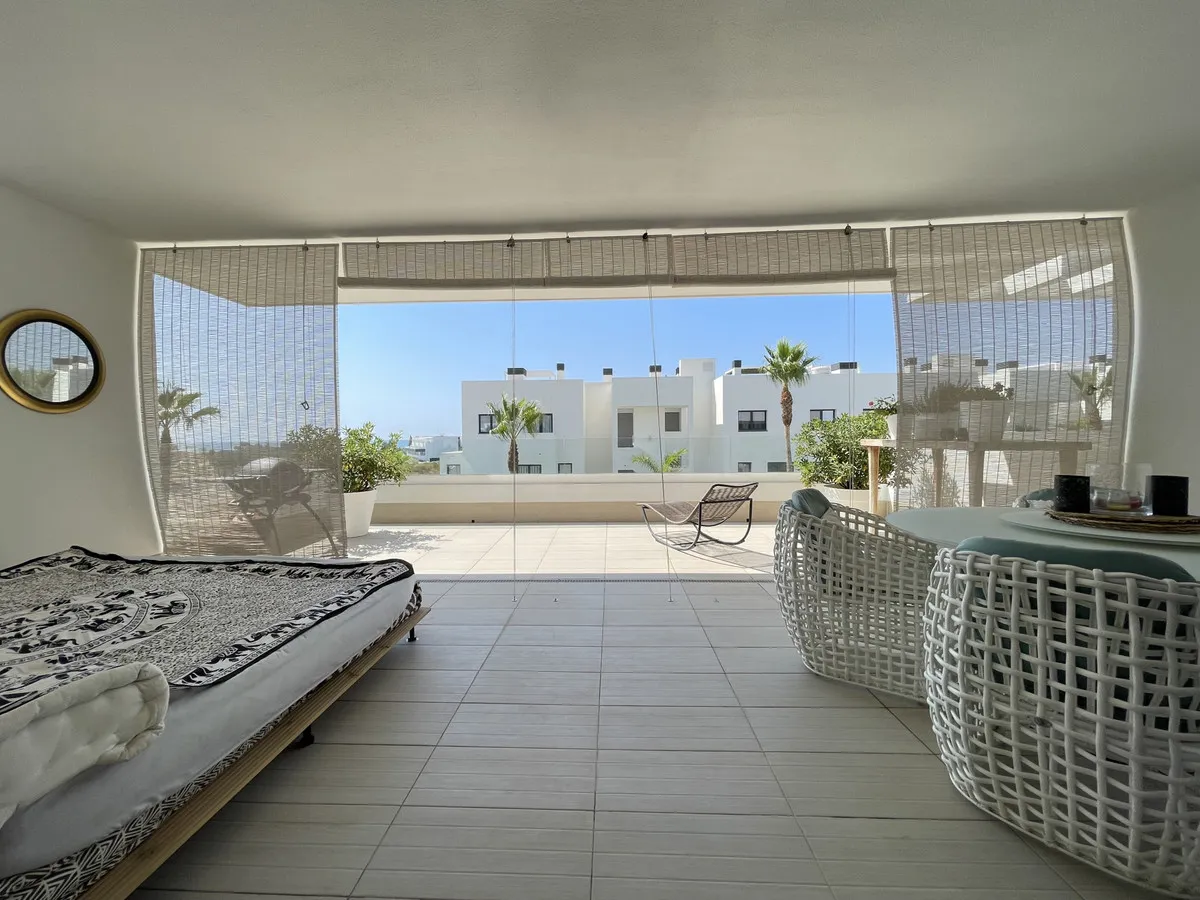 872ee2cd-40bd-4b54-bcae-2792044598e0