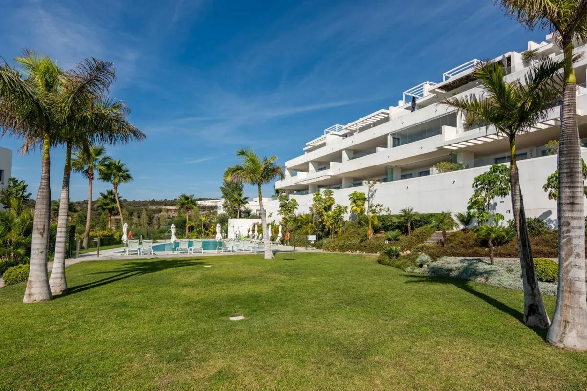 9baa81ac-6ba3-440d-8f32-2115fb9cab69