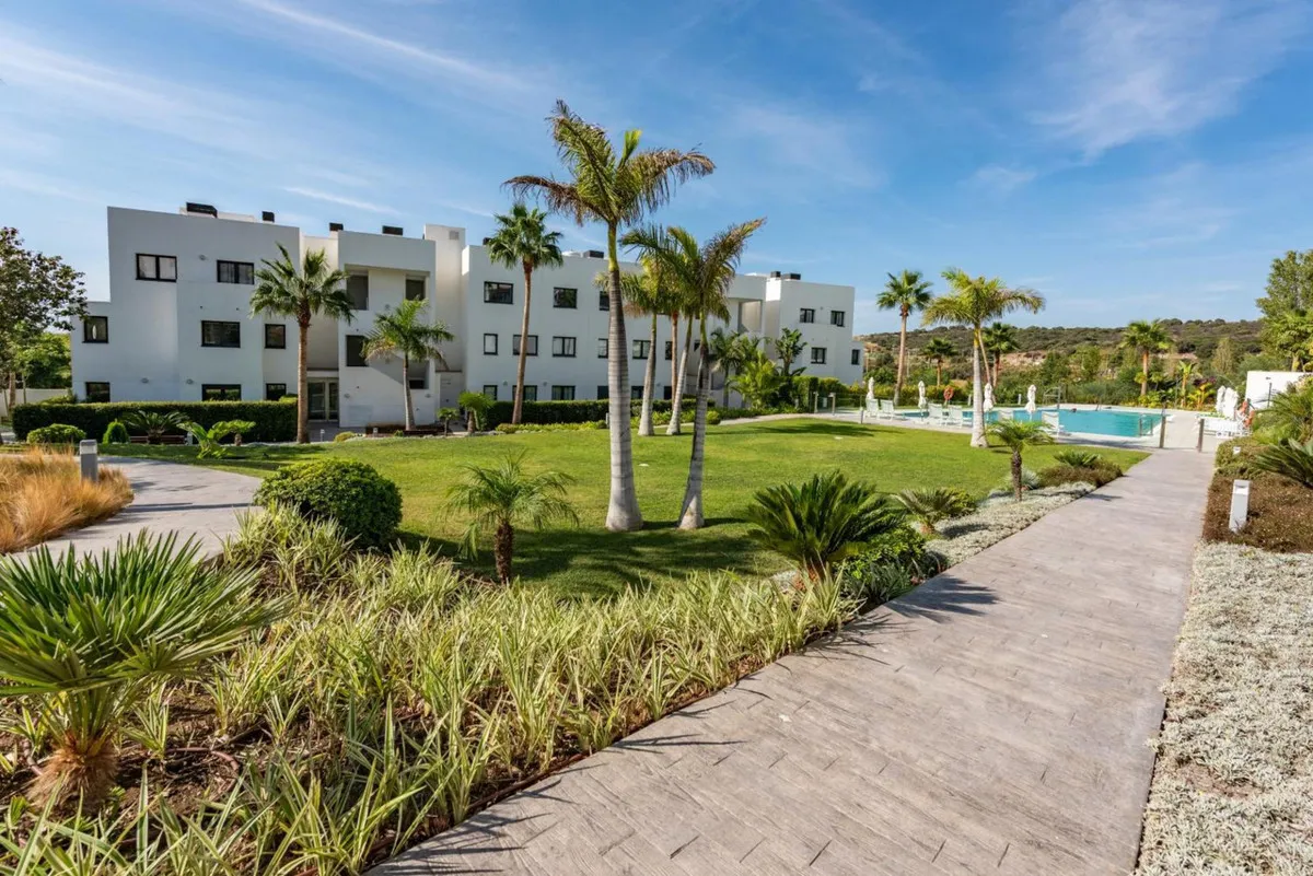 b4fe6dce-4696-4ebb-bfda-ee757d0e7f77