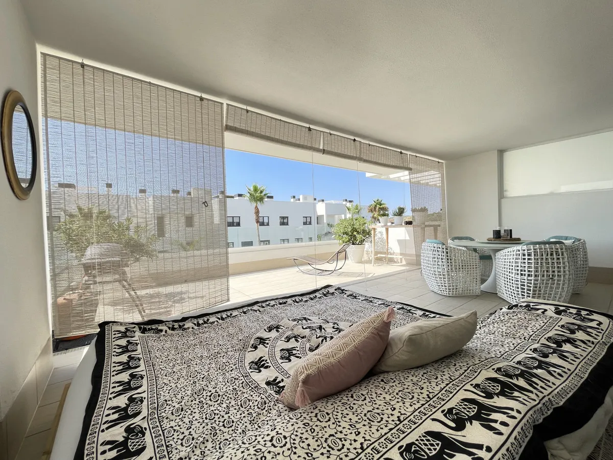 c579b189-54d0-4adb-89a8-4c3a3c15cd8e