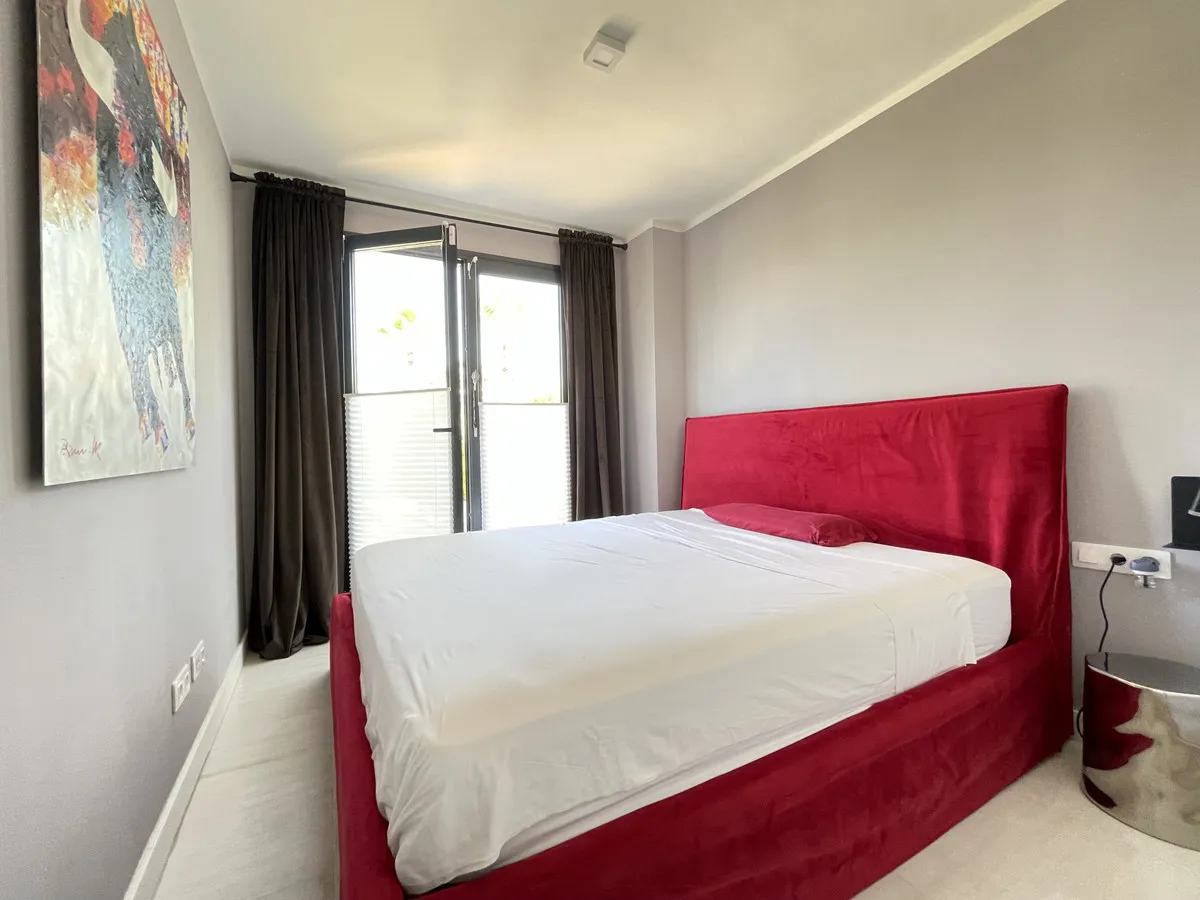 f57fbcdb-dd0a-42e6-b6d5-d661c3017606