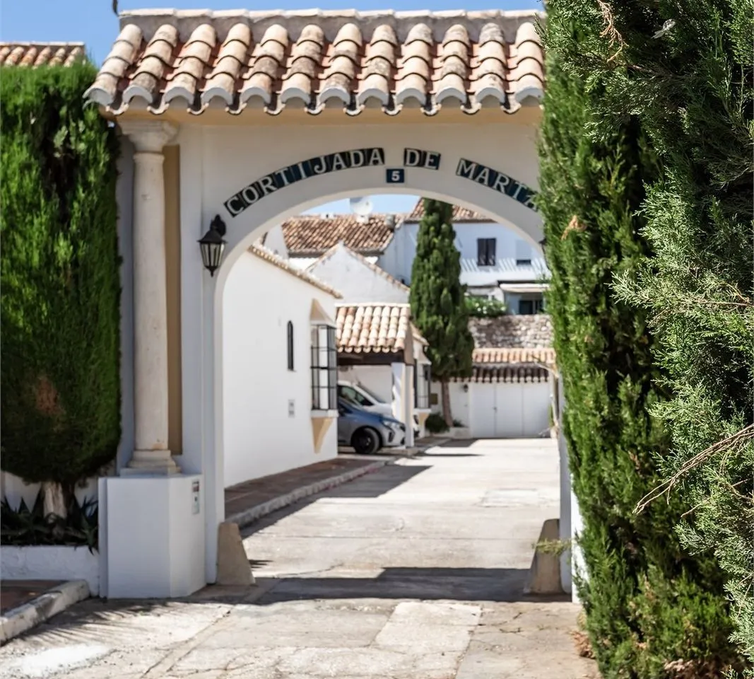 a21e262a-62f0-4bb1-82b8-d80f93351755