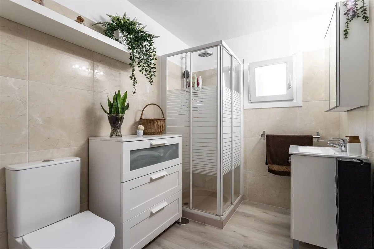 a7c5de1a-7ed5-4334-9d21-18e24f67d844