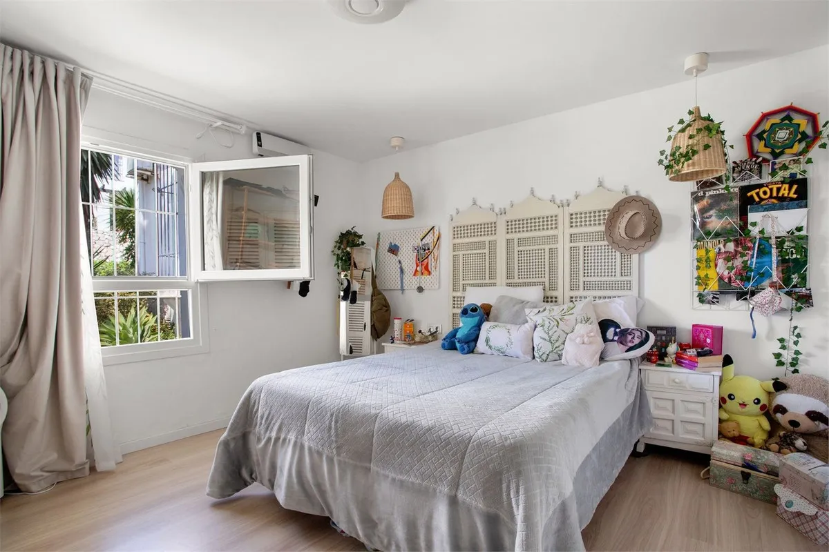 ed55caf2-db55-436b-bff5-86063dfa1f41