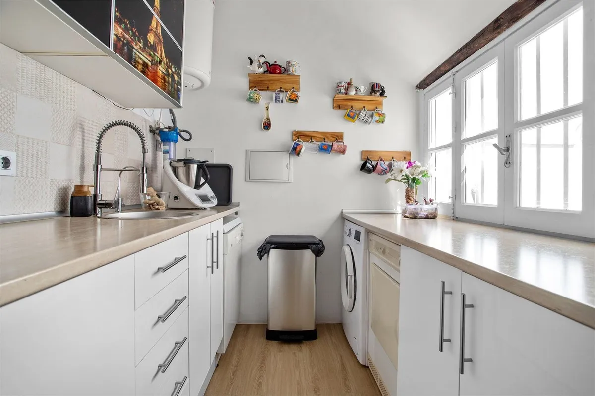 ff8304ac-954f-4f29-8e06-52ac162c0d77