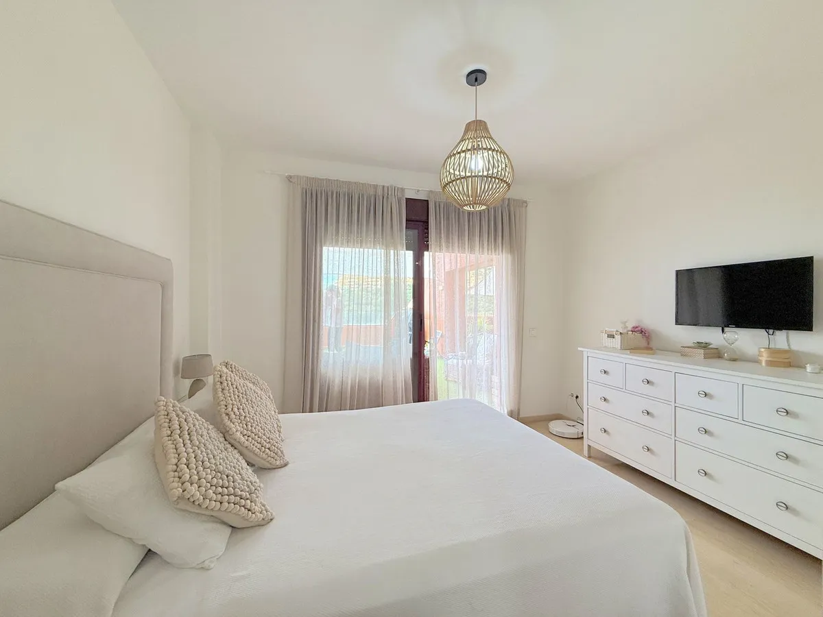 5a5e7342-9872-46c7-8a30-7f9980eb2674