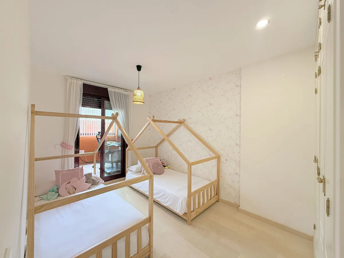 fba62864-0092-47ad-9f20-529050d7f868