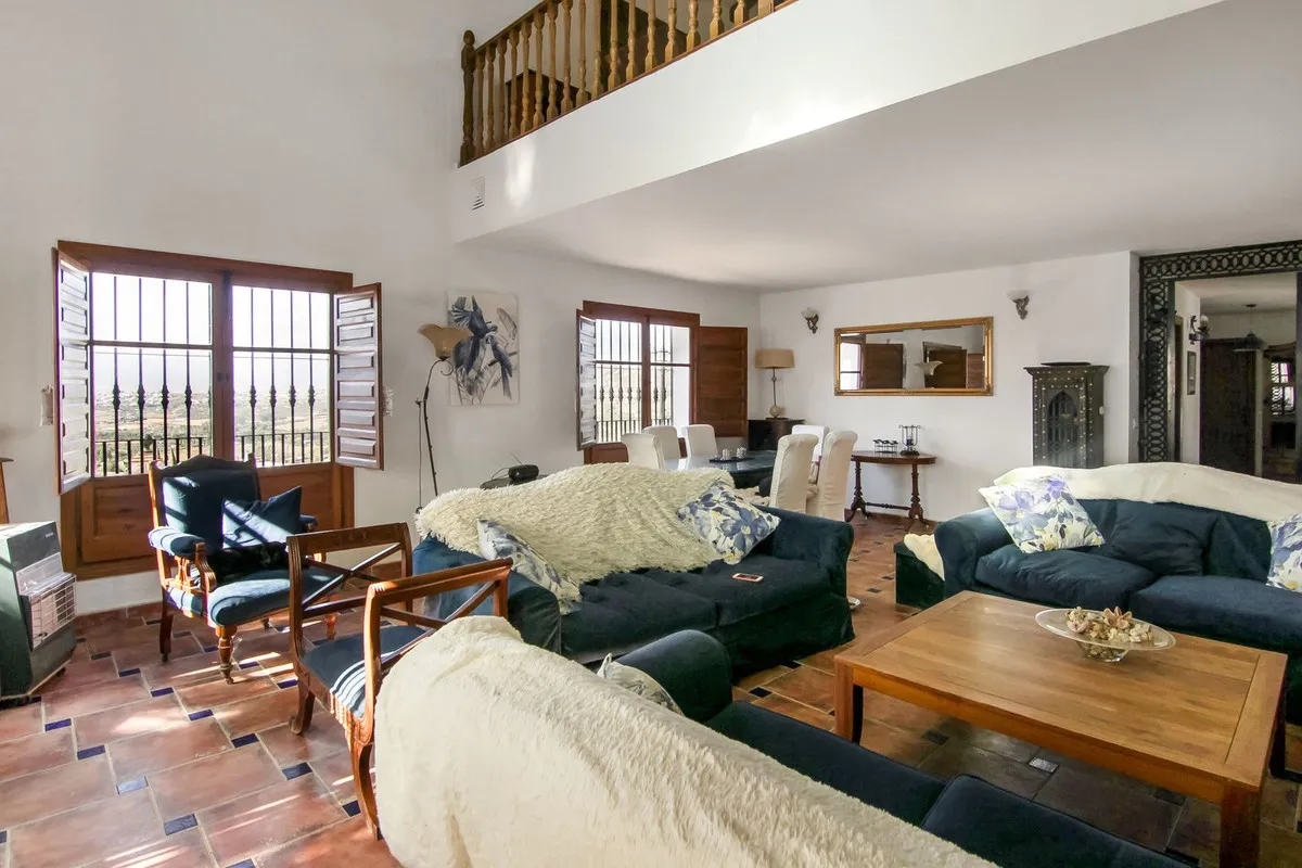 26120581-b36a-4c62-b6c3-8e480b21caff