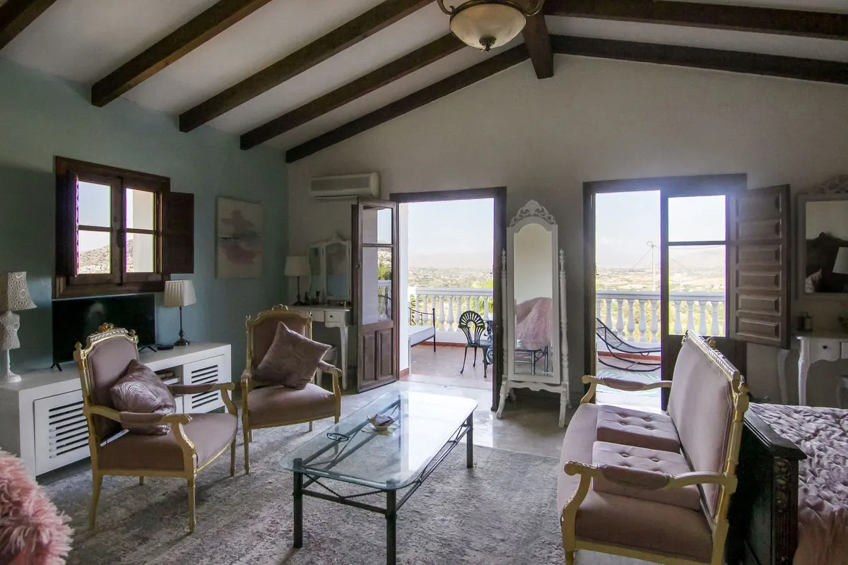 3d948ffc-c14c-4152-9908-c5186f60fb57