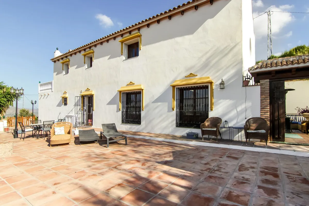 a9c084d8-0fea-4142-ab11-c0b168ee7b16