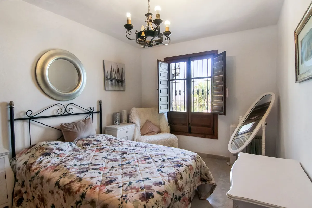 b3b2d409-b334-4e90-ac3c-4ecbe03e533b