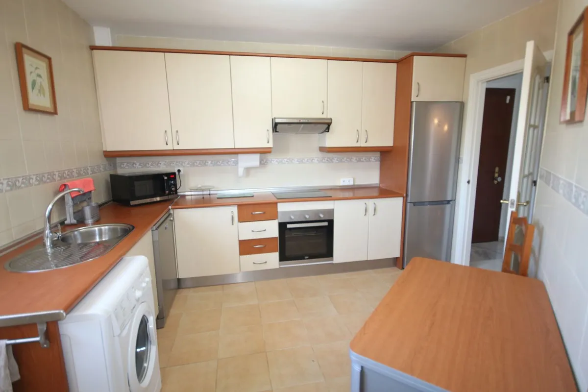 383e317d-800f-4383-a626-d22c32c48907